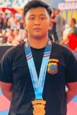 Bripda Setya Alvio Bawa Pulang Emas Kapolri Cup Karate 2026, Bukti Konsistensi Atlet Polres Purbalingga