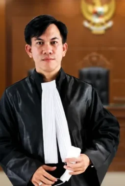 Drama Hukum di Kubar: Korban Pengeroyokan Gugur Jadi Tersangka Usai Praperadilan