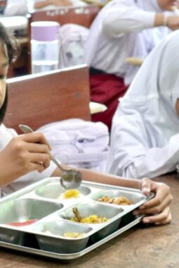 Gelombang Dugaan Keracunan MBG, Ribuan Siswa dan Guru Kembali Jadi Korban