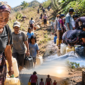 Warga Desa Sisir, Kecamatan Elar, Manggarai Timur, harus menempuh perjalanan hingga 3 kilometer untuk mendapatkan air di tengah krisis air yang berlangsung berbulan-bulan.