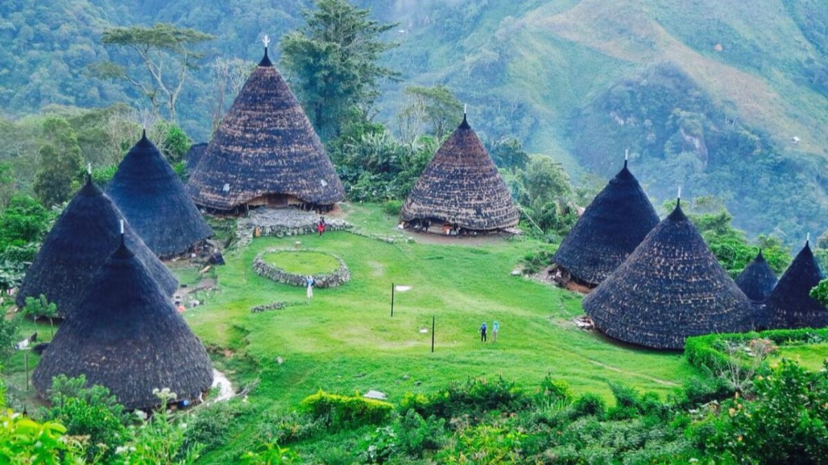 Rumah Adat/Mbaru Niang Todo (Ist)